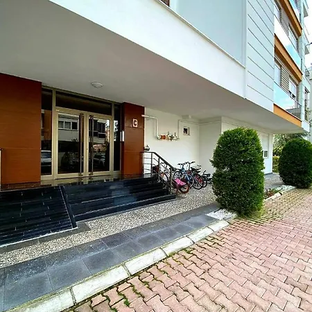 Liman Sokak41 Site Lstanbul Konuklari אנטליה
